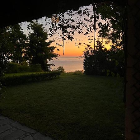 Villa Adria Kriopigi Buitenkant foto